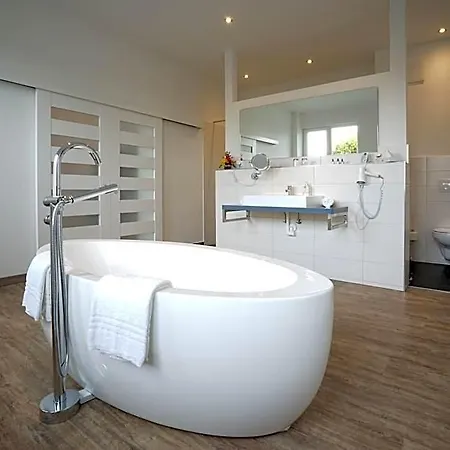 Ruhr 4*
