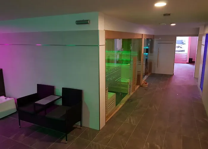 Ruhr 4* האטינגן